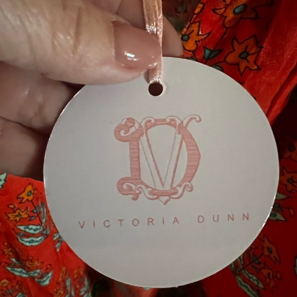 VICTORIA DUNN NWT BEAUTIFUL SUMMER BLOUSE SIZE L NWT - Picture 6 of 14